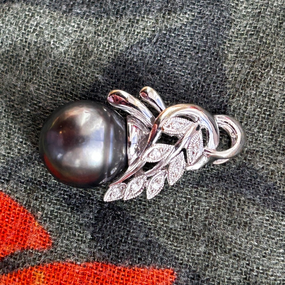 ๐ 18k 750 diamond Tahitian pearl Pendant and bracelet! - Picture 2 of 7